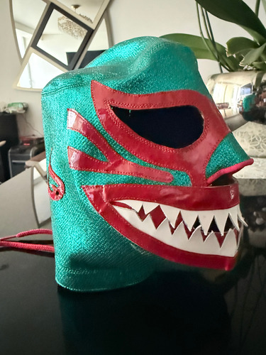 Máscara Profesional Mil Máscaras Megalodón Clásica Verde