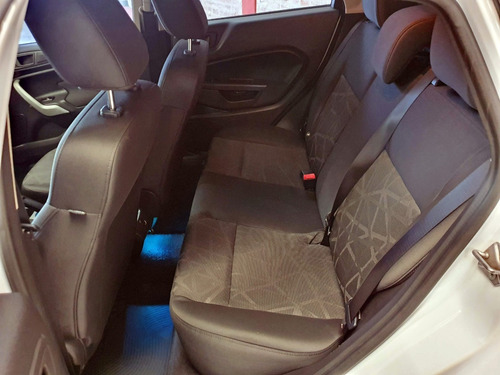 Ford Fiesta Kinetic Design 1.6 Design 120cv Titanium 2011