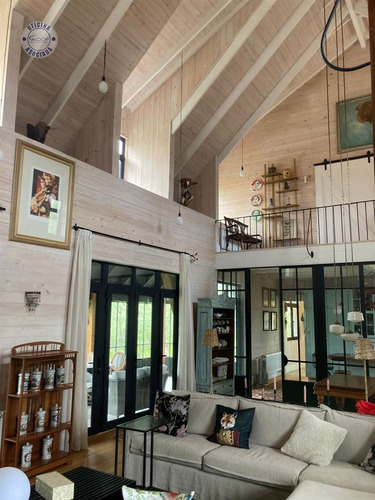 Venta Moderna Y Preciosa Casa En La Ciudad De Valdivia.