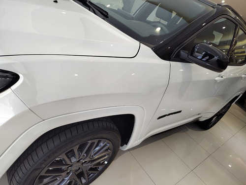 Imagen 8 de 19 de Jeep Compass Serie S T270 Automatica At6 4x2 Limited Plus $