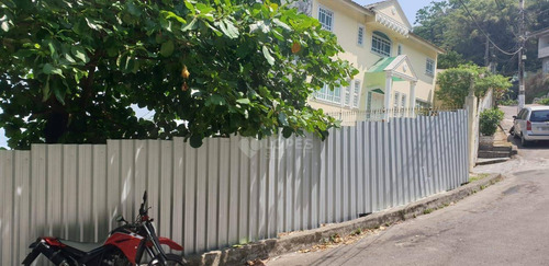 Imagem 2 de 4 de Terreno À Venda, 310 M² Por R$ 650.000,00 - São Francisco - Niterói/rj - Te4893
