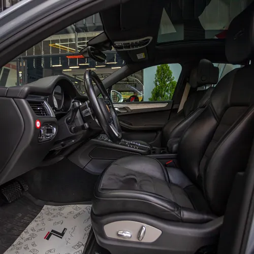 Porsche Macan gts 3.0