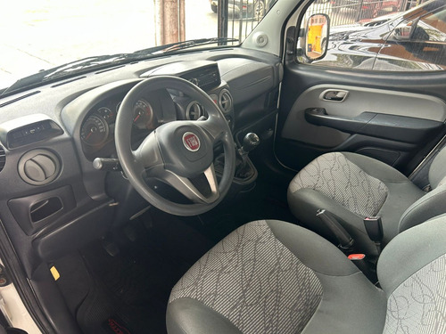 Fiat Doblo 1.8 16v Essence 7l Flex 5p