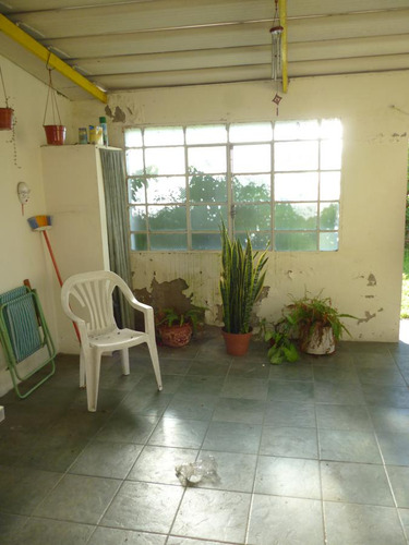 Casa En Venta - 3 Dormitorios 1 Baño - 450mts2 - Ensenada