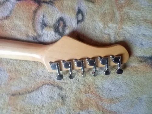 Guitarra Electrica D'andré Usada (negociable) (Usado)