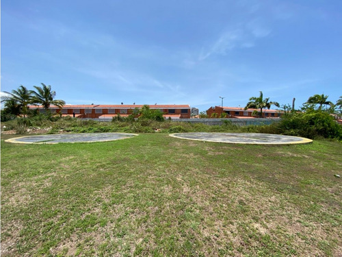 Vendo Terreno 5000m2 Puerto Encantado 8344