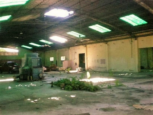 Imagen 3 de 8 de Depósito En Venta Martinez