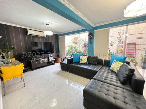 Katty Vasquez Vende Cod 25 - 14765 Hermosa Casa En Una De Las Zonas Mas Privilegiadas De Barquisimeto Urb Ciudad Roca. Barquisimeto - Lara. Oportunidad Unica Para Comprar E Invertir ##