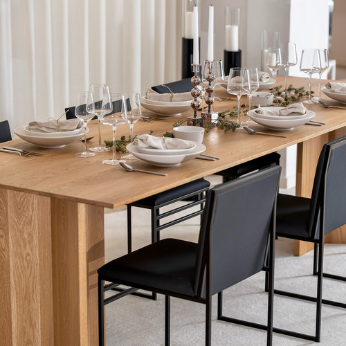 Combo 4 Sillas De Comedor- Estilo Industrial De Hierro Estructura De La Silla Negro Asiento Negro Diseño De La Tela Napa