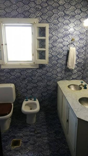 Imagen 26 de 27 de Comoda Casa Quinta De 4 Dormitorios Y 13.000 M2 De Parque Arbolado