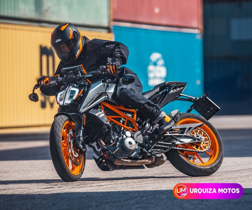 Imagen 14 de 16 de Duke 390 Km Moto Deportiva Financiada Urquiza Motos 2023