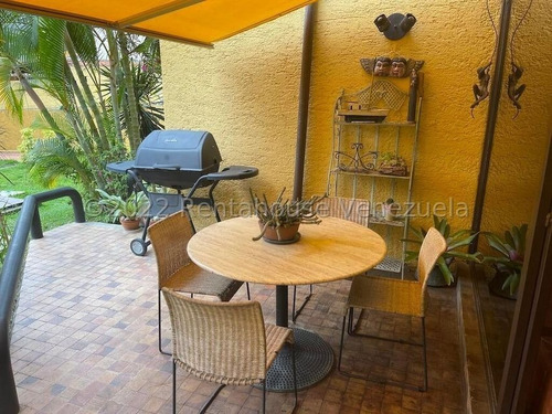 Imagen 8 de 12 de Bello Townhouse En Lomas De Prados Del Este. Cod 23-2680 / Jesus Jaramillo