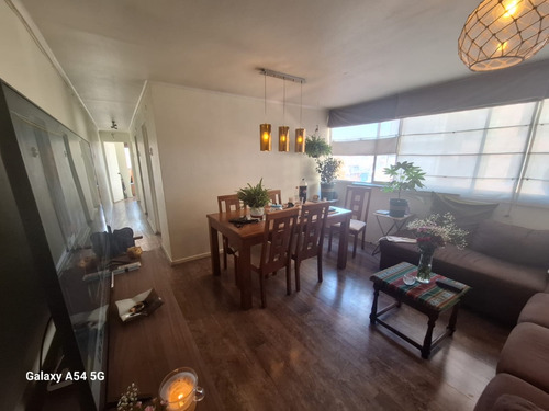 Departamento 5° Piso, Jacuzzi / A/c | Venta