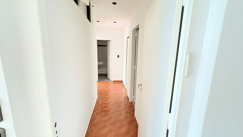 Depto 3 Ambientes En Once Con Dependencia Y Patio