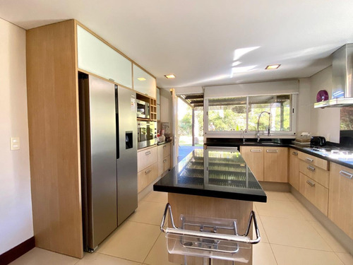 Casa En Venta En Barrio Privado - La Arbolada, Zona De Colegios