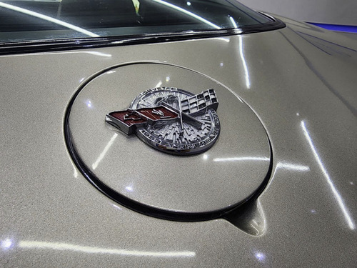 Imagen 9 de 17 de Chevrolet Corvette 25aniversario