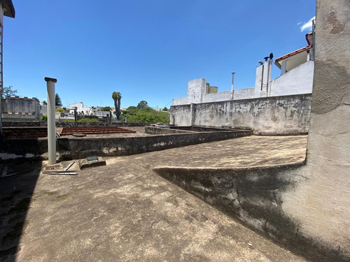Venta Casa - Alto Cofico - 3 Dorm. - 4 Baños - Apto Crédito Hipotecario - Lugar Para Consultorios En Planta Baja