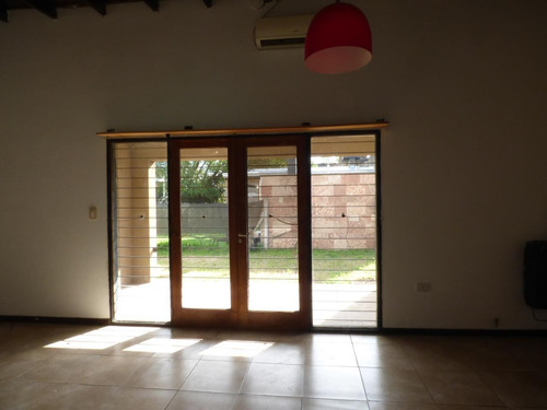 Imagen 11 de 24 de Casa En Venta En City Bell Calle 467 Esq 30 - Dacal Bienes Raices