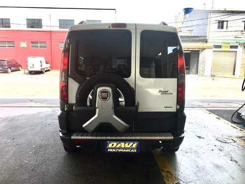 Imagem 4 de 9 de Fiat Doblo Adv 1.8