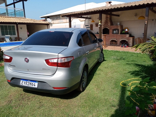 Fiat Grand Siena 2013 1.4 Attractive Flex 4p