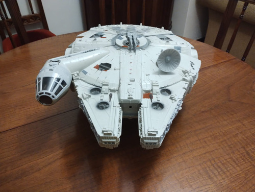 Millenium Falcon Halcón Milenario Trilogy (Usado)