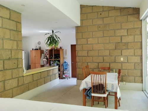 Casa En Fraccionamiento Huertas Del Llano Con Estricta Vigilancia 24/7.