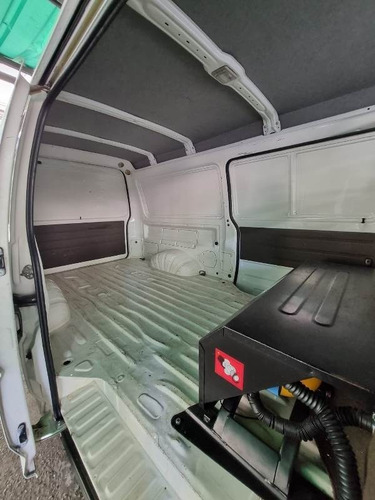 Imagen 8 de 18 de Mitsubishi L300