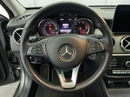 Mercedes-Benz Clase GLA 1.6 Urban