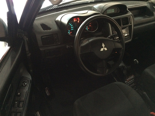 Mitsubishi Pajero Tr4 2.0 4x2 Flex 5p