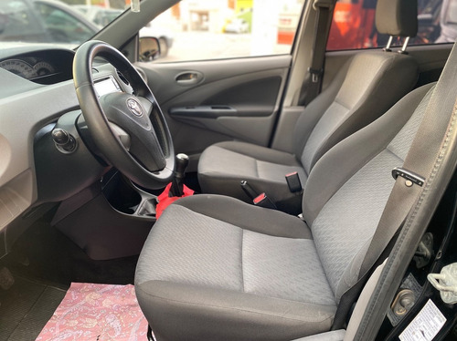 Imagem 8 de 9 de Toyota Etios 1.5 Xls 16v 2013