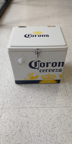 Conservadora Cerveza Corona. 15 Litros. Sin Uso.