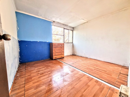Depto Grande 64m2, 4 Dormitorios, Las Rejas/5 De Abril