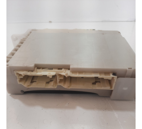 Modulo Fusibles Toyota Prius C 2018-2022 1.5 (Usado)
