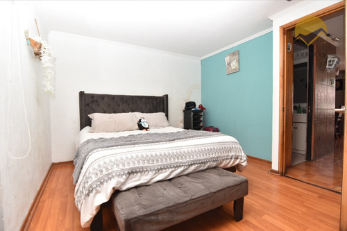 Se Vende Casa 5d 2b, Comuna De Maipú.