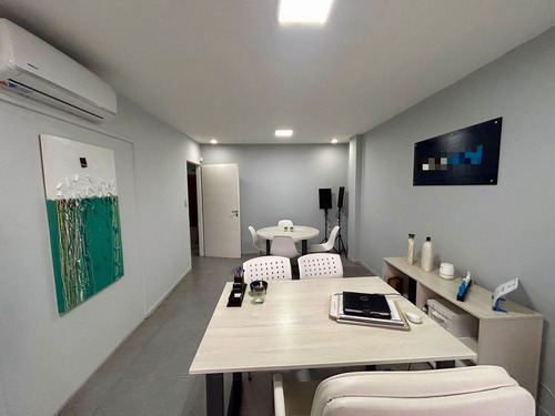Venta Oficina + Baulera | Zona Tribunales