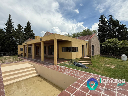Villa Del Lago En Carlos Paz Toda En Planta Baja Con Vistas Increibles