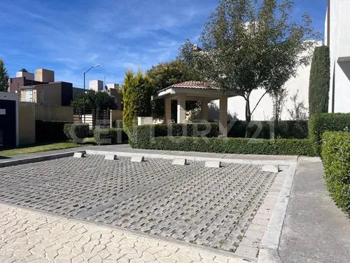 Casa En Venta En Las Misiones , San Mateo Otzacatipan, Toluca, Edo. Mex.