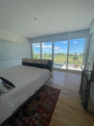 Imagen 24 de 30 de Casa En Venta En El Golf, Nordelta, G.b.a. Zona Norte