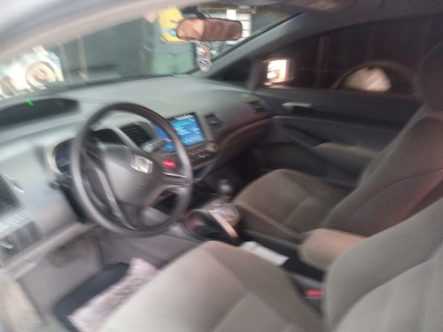 Honda Civic 1.8 Exs Flex Aut. 4p