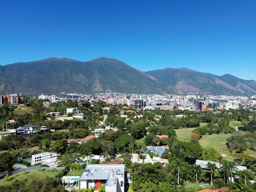 Terreno En Venta En Valle Arriba. Baruta - Caracas