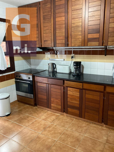 Apartamento En Punta Del Este (playa Mansa) - 4562