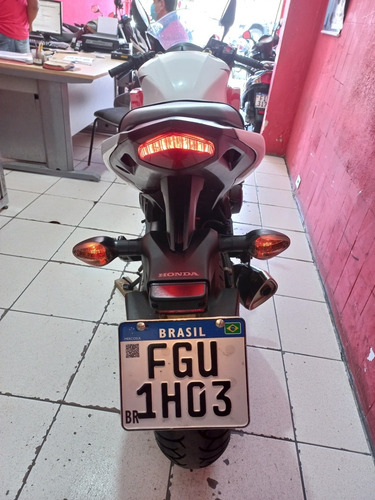 Imagem 14 de 15 de Honda Cbr 600f 2013