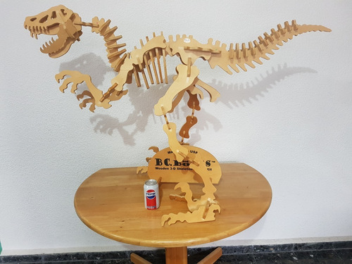 Dinosaurio Velociraptor De Madera Bc Bones Abierto P Armar (Usado)