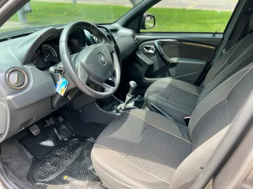 Renault Duster 1.6 Intens / Dynamique 4X2