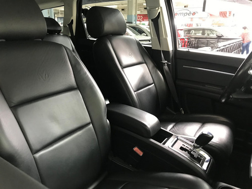 Dodge Journey 2.7 Sxt V6 Gasolina 4p Automático