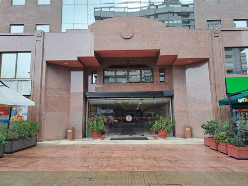 Oficina, Recepción, Privado, Baño, Estac. En C.financ. Vitac