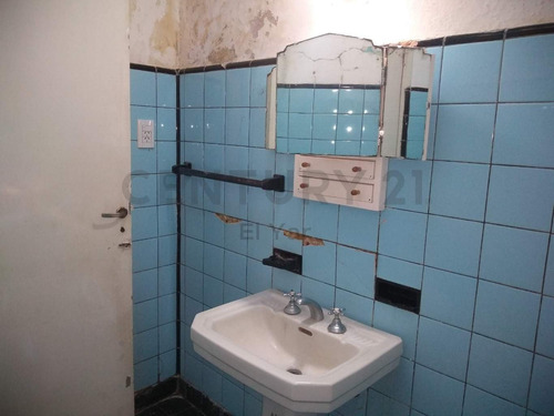 Venta Casa En San Antonio De Areco Con Amplio Terreno - Excelente Ubicacion