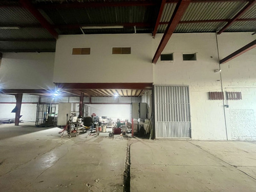 Venta O Renta De Bodega En Otay, Excelente Ubicación
