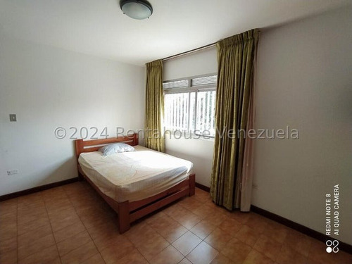 Amplio Anexo En Alquiler Remodelado Y Equipado Con Terraza En Horizonte Nb 4-25025