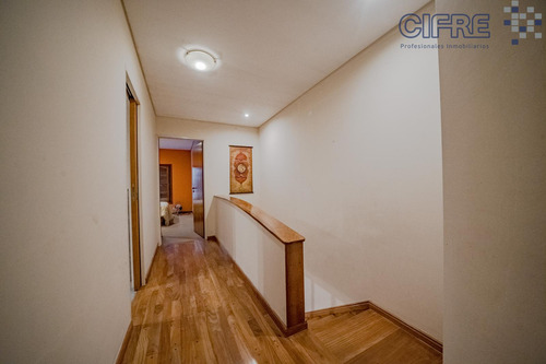 Duplex De 4 Ambientes Quincho, Jardin Y Cochera Para 2 Autos